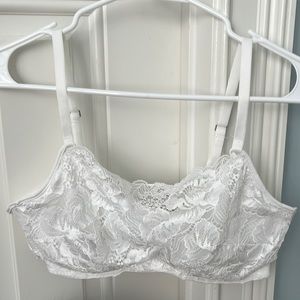 SOMA 38D white bra with lace